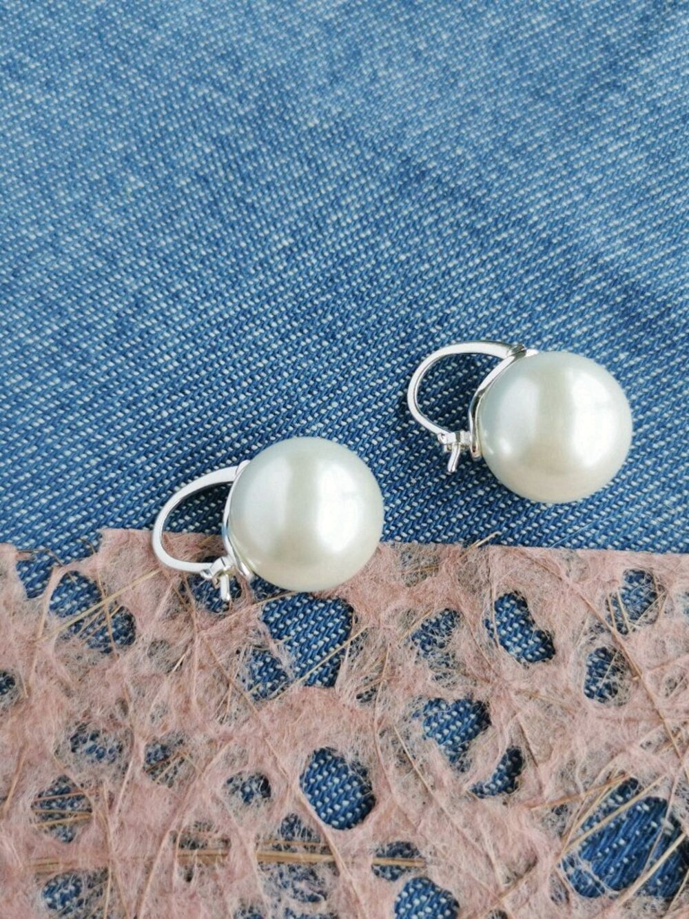 Alicia Bonnie Blanche White Pearl Earrings NEW - Picture 2 of 4